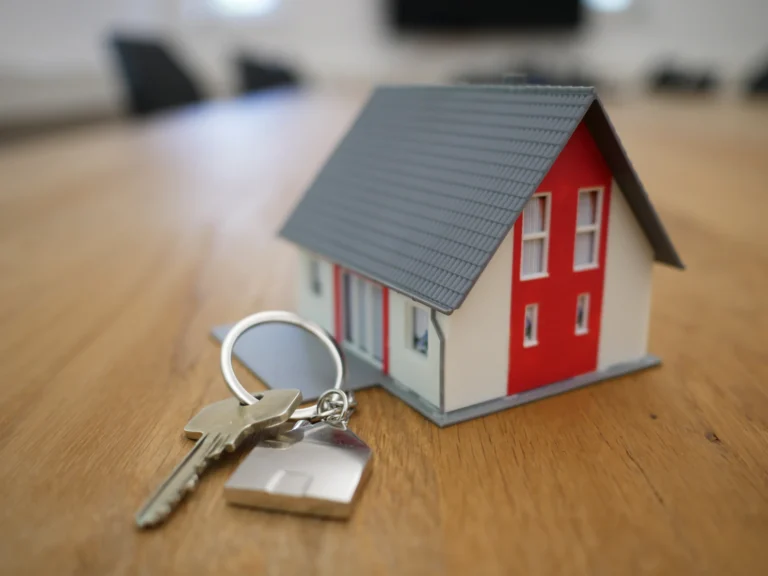 Llaves y elementos inmobiliarios como representación de bienes dentro de una sucesión intestamentaria en Veracruz